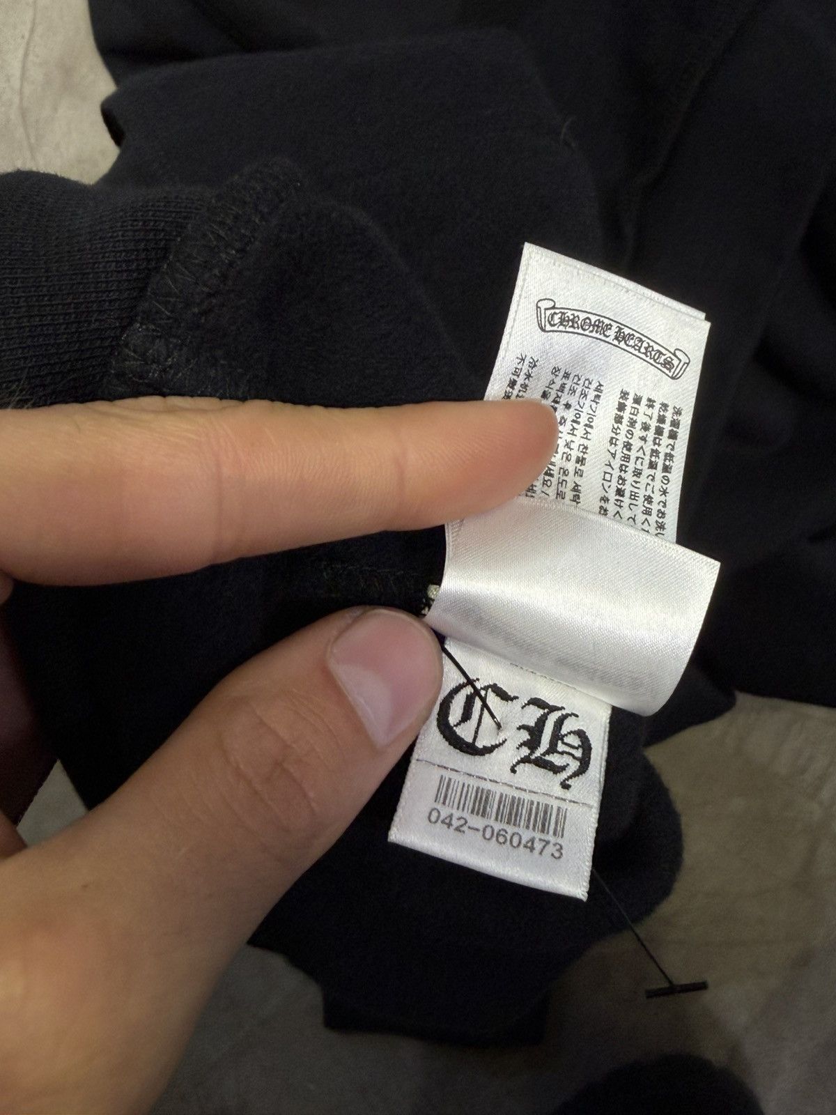 Chrome Hearts Chrome Hearts Vertical Logo Hoodie Black/Blue Size US L / EU 52-54 / 3 - 5 Thumbnail