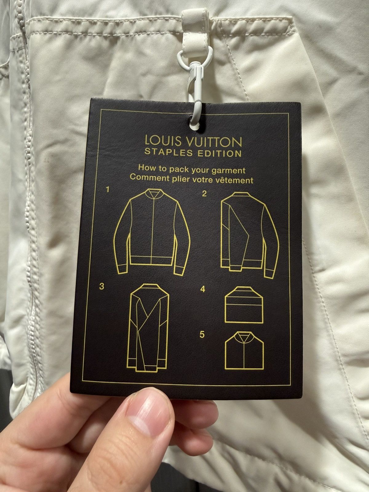 Louis Vuitton Louis Vuitton Staples White Monogram Reversible Windbreaker Size US S / EU 44-46 / 1 - 7 Thumbnail