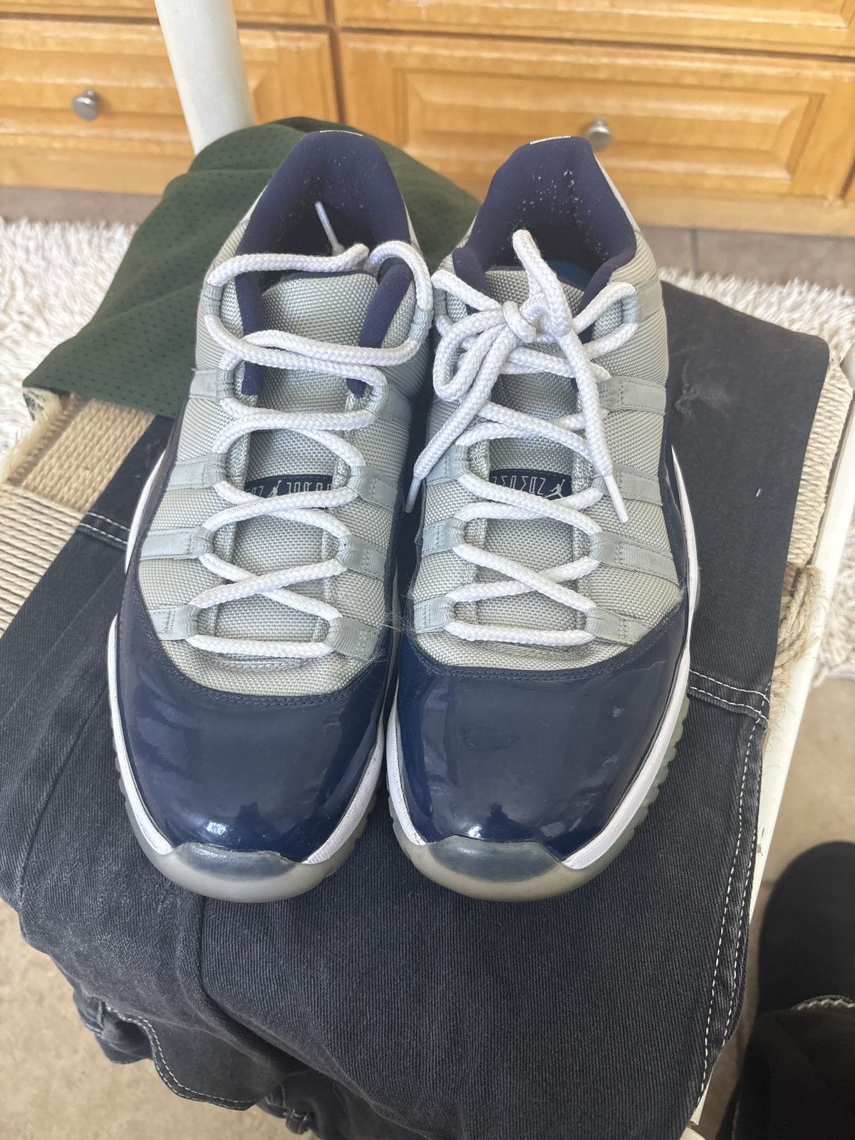 Jordan Brand Jordan 11 “GeorgeTown” Size 11.5 Size US 11.5 / EU 44-45 - 5 Thumbnail