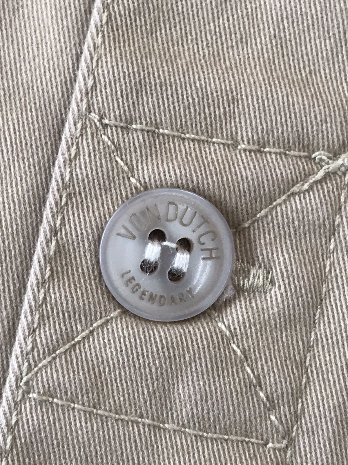 Von Dutch Von Dutch SpellOut printed embroidered button up chore shirt Size US M / EU 48-50 / 2 - 6 Thumbnail