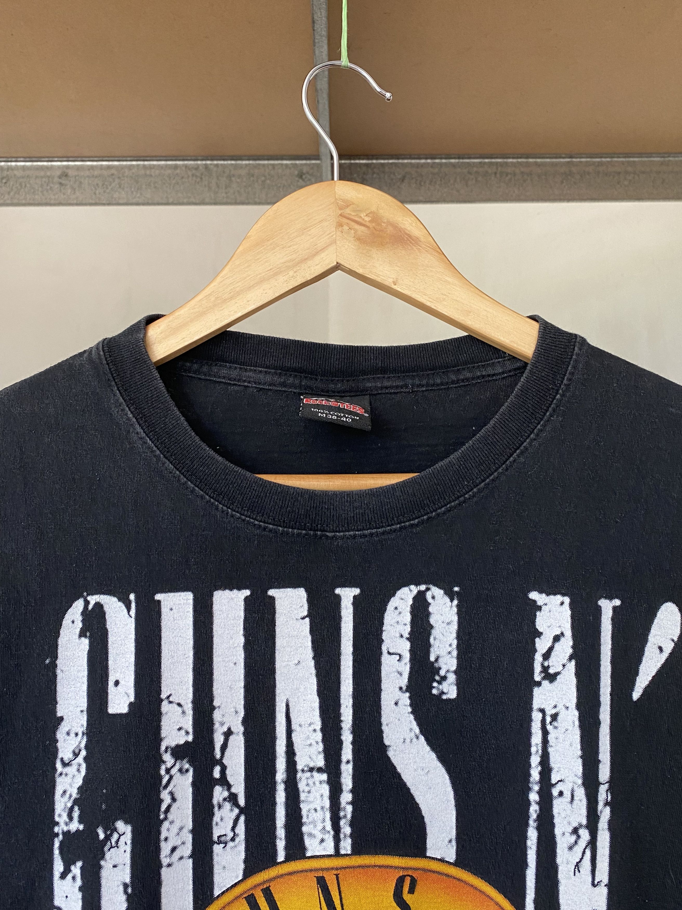 Band Tees Vintage 2000s Guns N Roses Rock Band Graphic T-shirt Size US M / EU 48-50 / 2 - 3 Thumbnail