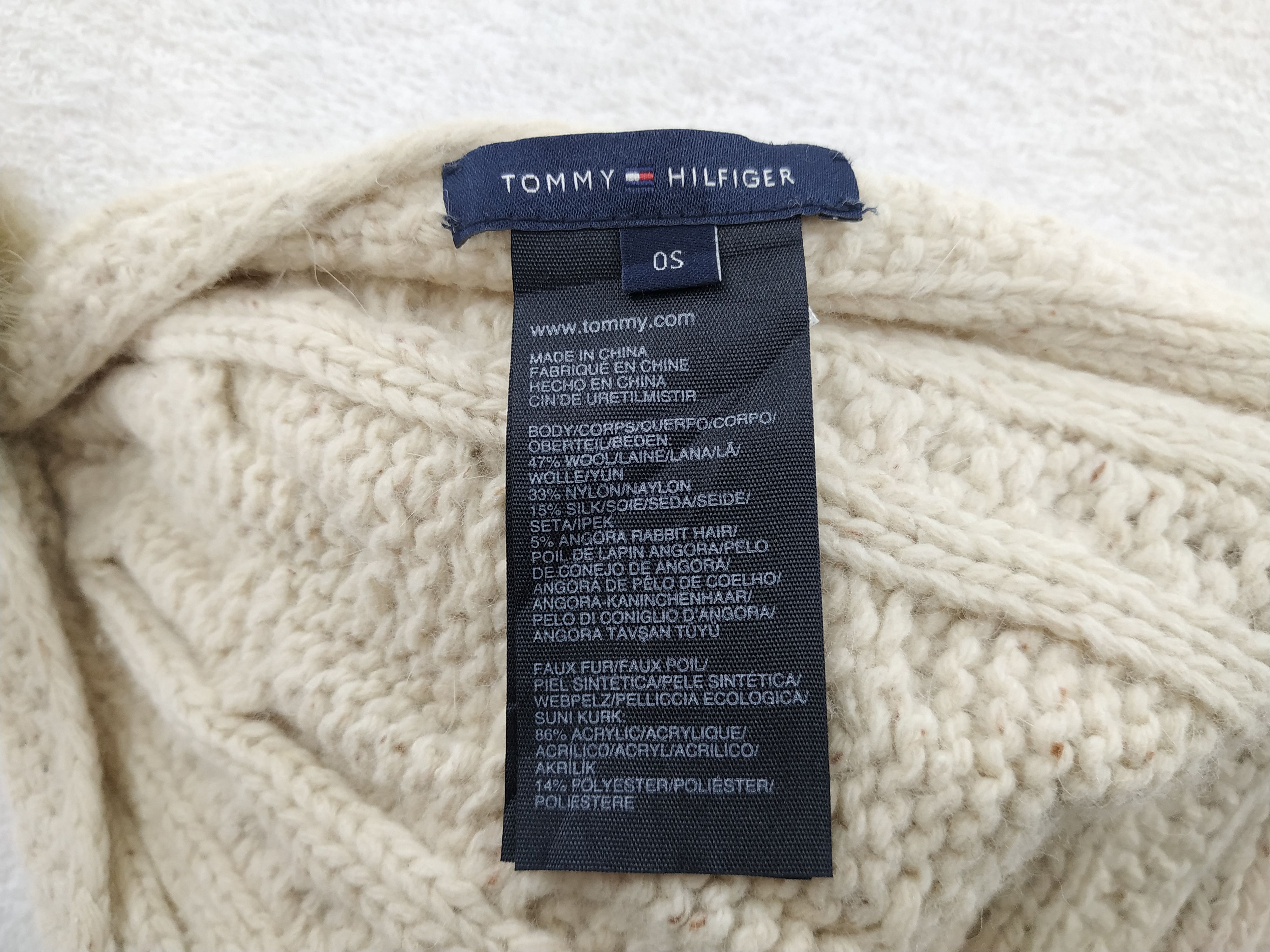 Tommy Hilfiger Vintage Tommy Hilfiger Scarf/Muffler/Neckwear MF062 Size ONE SIZE - 4 Thumbnail