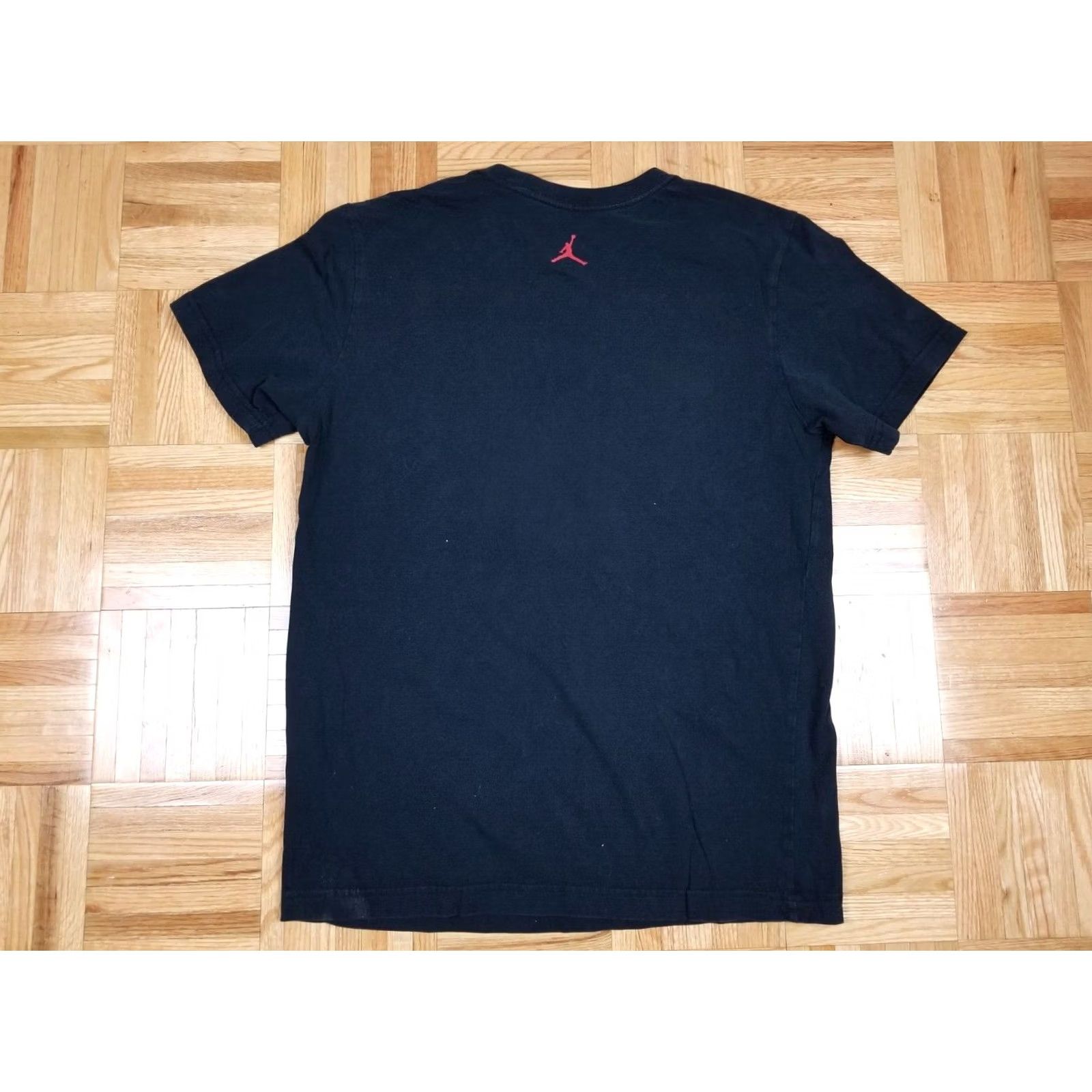 Nike VINTAGE Nike Air Jordan T-Shirt Black XL Large Short Sleeve Round Neck Men Meant for USA Theme Size US L / EU 52-54 / 3 - 4 Thumbnail