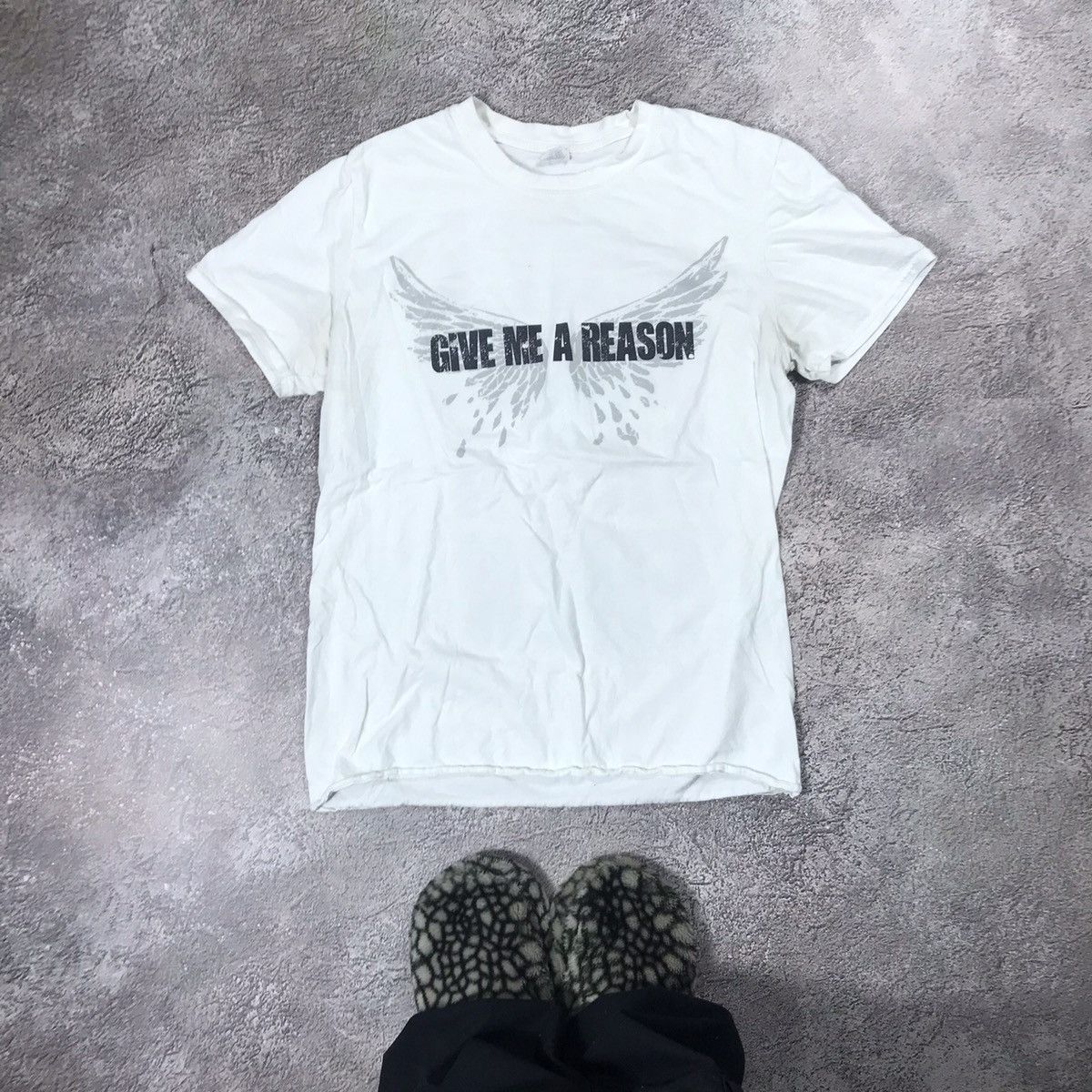 Vintage Vintage Y2K Sun Faded Graphic Tee Grunge Streetwear Boxy M Size US M / EU 48-50 / 2 - 1 Thumbnail