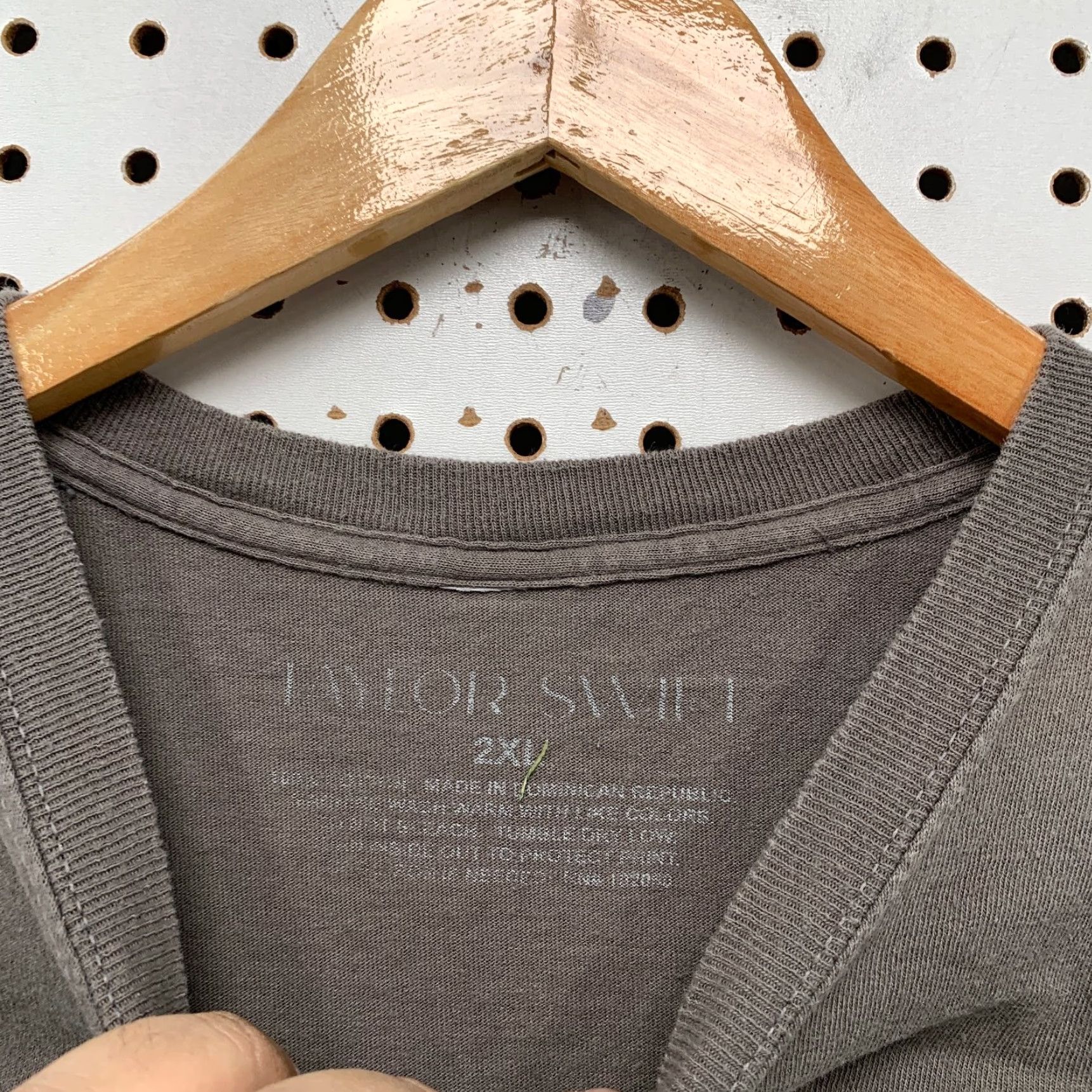 Vintage Taylor Swift Fearles Shirt Mens 2XL Gray The Way I Love You Pop Music Swifty Shirt Mens 2XL Gray Size US XXL / EU 58 / 5 - 4 Thumbnail