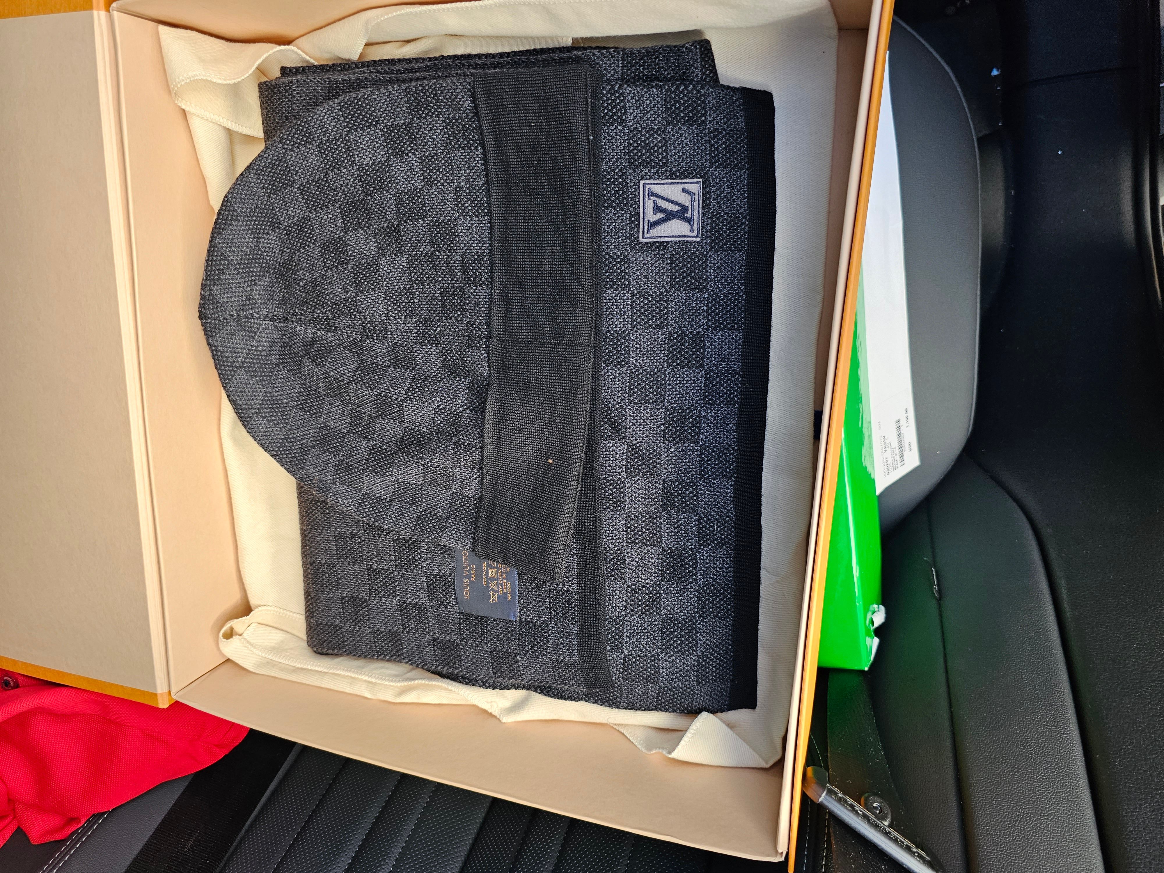 Louis Vuitton Louis Vuitton Neo Damier Beanie & Scarve Set Brand New W/Box