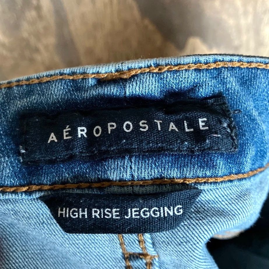 Aeropostale Aeropostale Jeans Blue Denim Cut Offs High Rise Jegging Stretch 14 R Womens Jeans Size 36" / US 14 / IT 50 - 4 Thumbnail