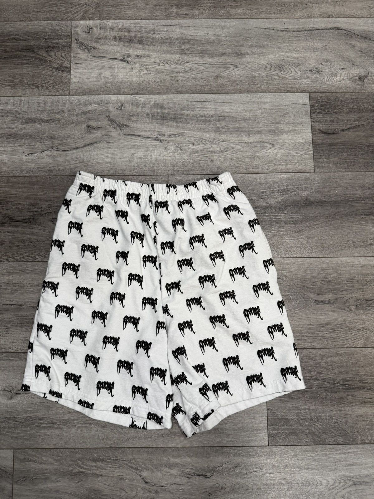 Revenge Revenge All Over Shorts Size US 32 / EU 48 - 1 Thumbnail