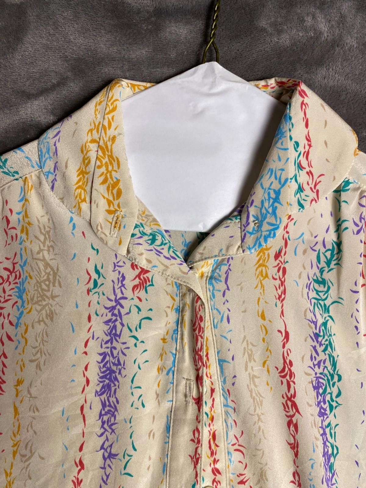 Designer Latiffa 70s Womens Sz.10 Tan Floral LS RND Collar Shirt (B14 Size L / US 10 / IT 46 - 3 Thumbnail