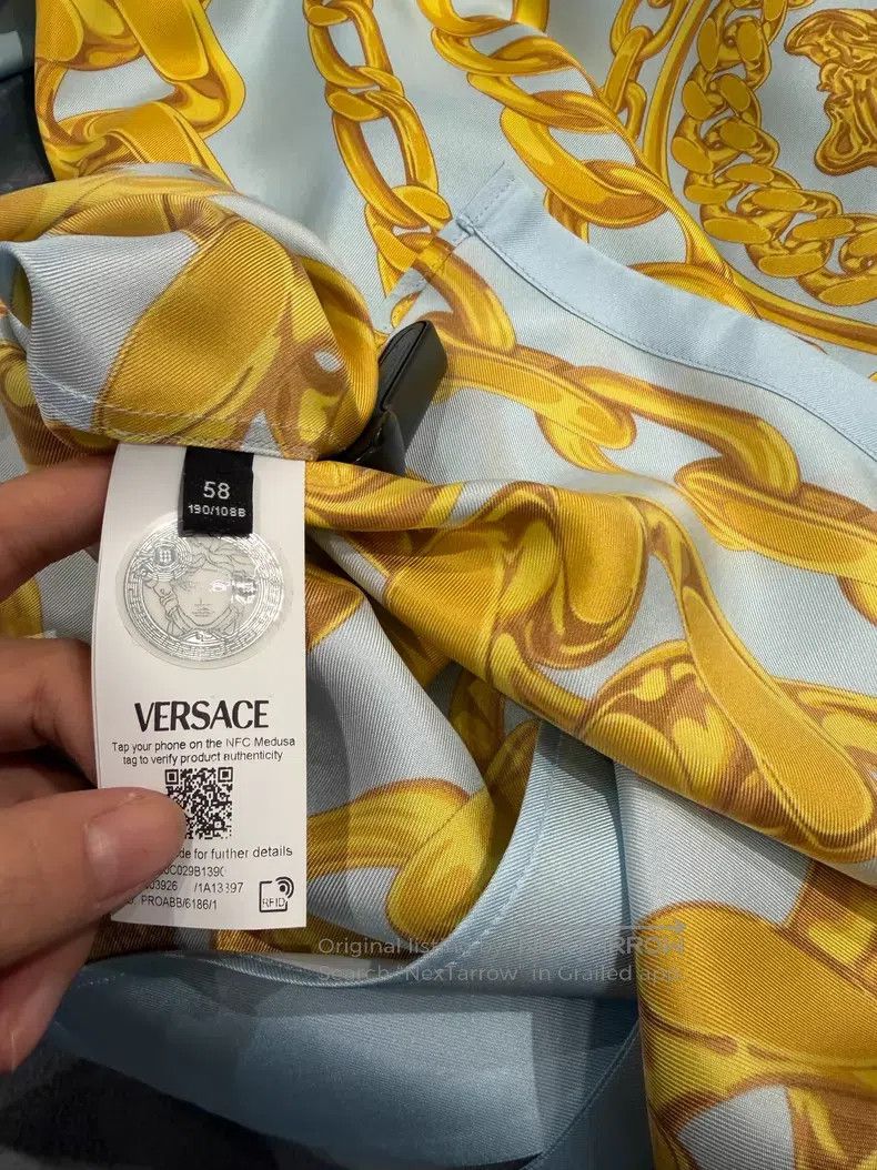 Versace Versace Men's short-sleeved silk shirt Size US L / EU 52-54 / 3 - 6 Thumbnail