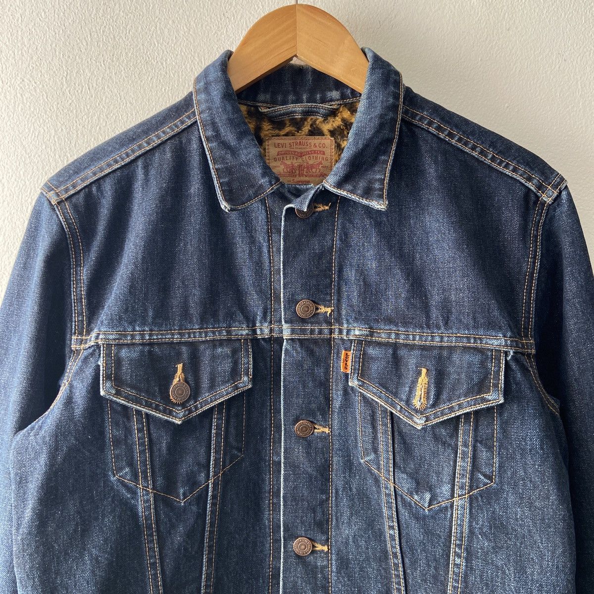 Levi's × Supreme SUPREME x LEVIS TRUCKER DENIM JEAN JACKET BLACK LEOPARD PRIN Size US M / EU 48-50 / 2 - 3 Thumbnail