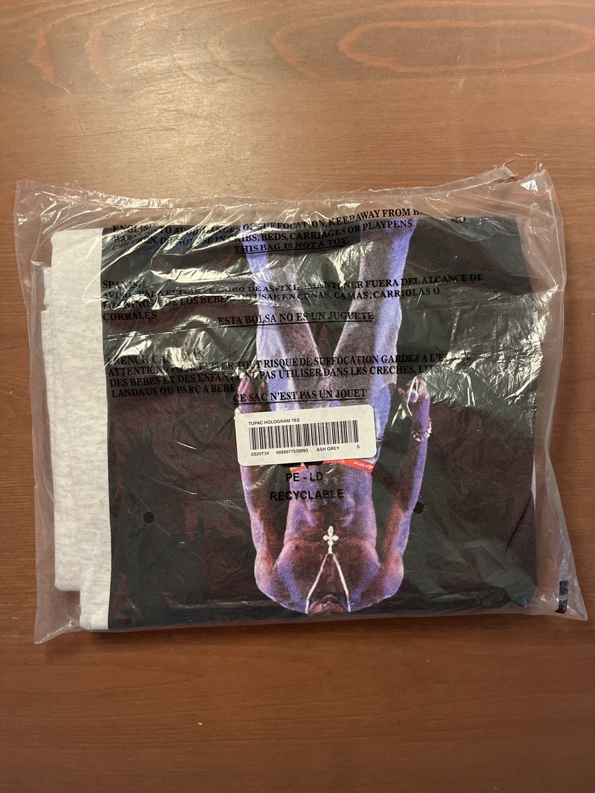 Supreme Supreme Tupac Hologram Tee Size US S / EU 44-46 / 1 - 1 Thumbnail