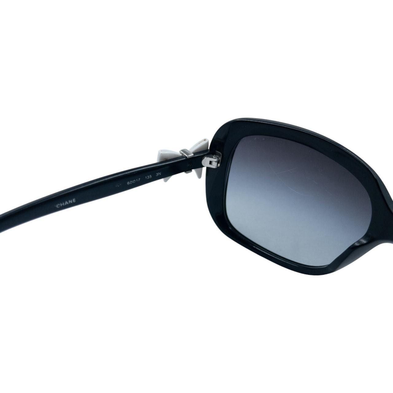 Chanel Vintage Chanel Bow Sunglasses Size ONE SIZE - 6 Thumbnail