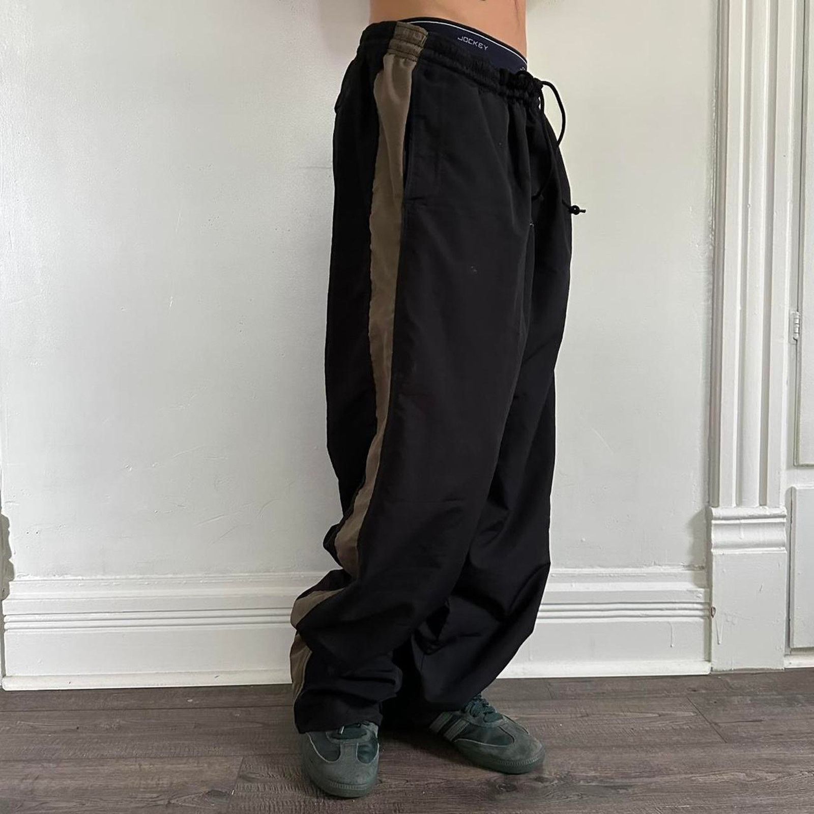 Nike × Vintage Vintage 90s Nike Swooshy Nylon Baggy Wide Leg Track Pant Size US 34 / EU 50 - 7 Thumbnail