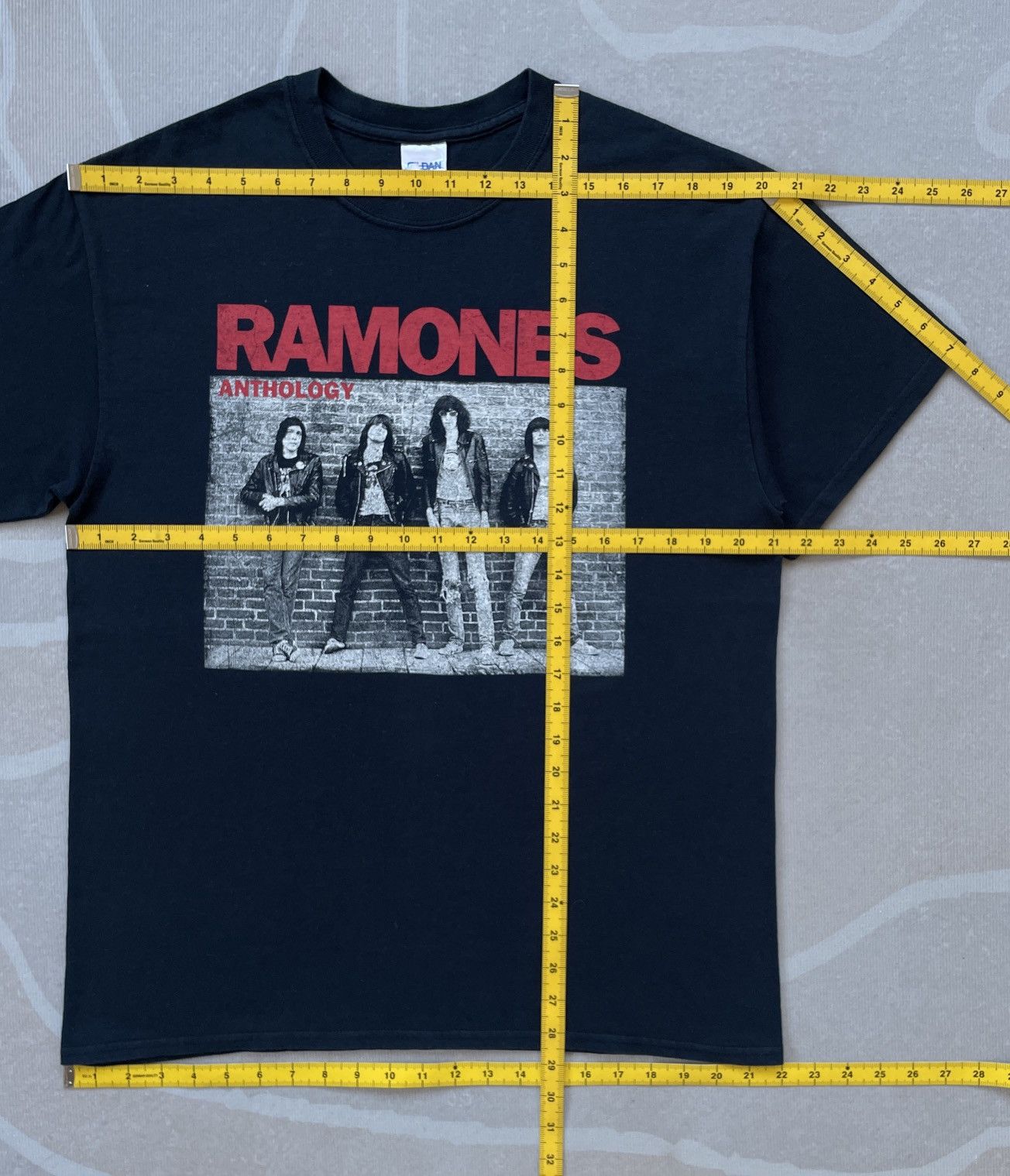 Band Tees Ramones Anthology Hey! Ho! Lets go! Size US L / EU 52-54 / 3 - 8 Thumbnail