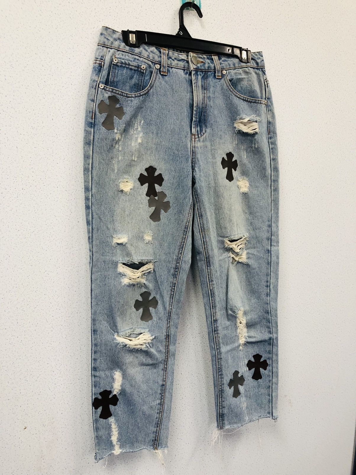 Forever 21 Forever 21 Ripped Jeans Size US 29 - 3 Thumbnail