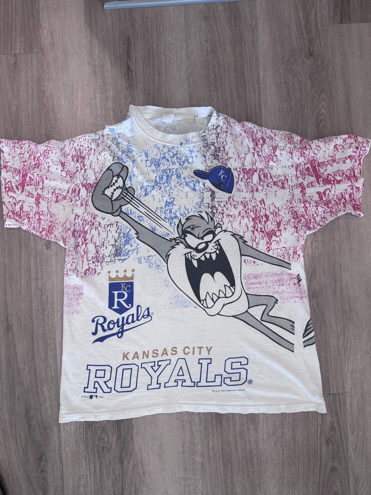 Vintage KC Royals x Tasmanian Devil Size US XL / EU 56 / 4 - 1 Thumbnail