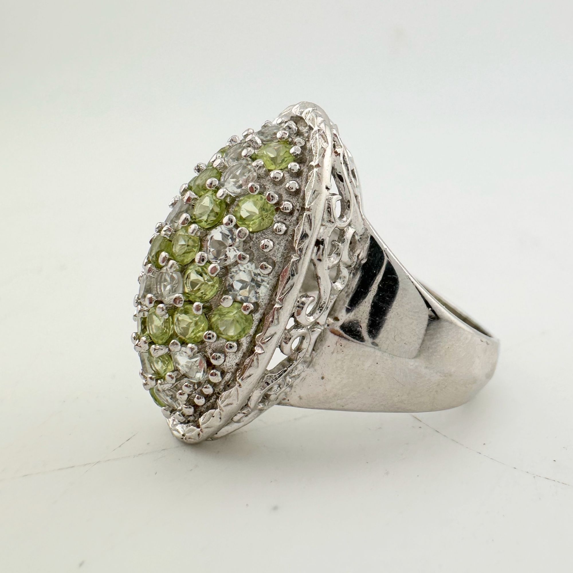 Other 3 Carat Large and Beautiful Peridot Pave' Ring Size 7 Size ONE SIZE - 8 Thumbnail