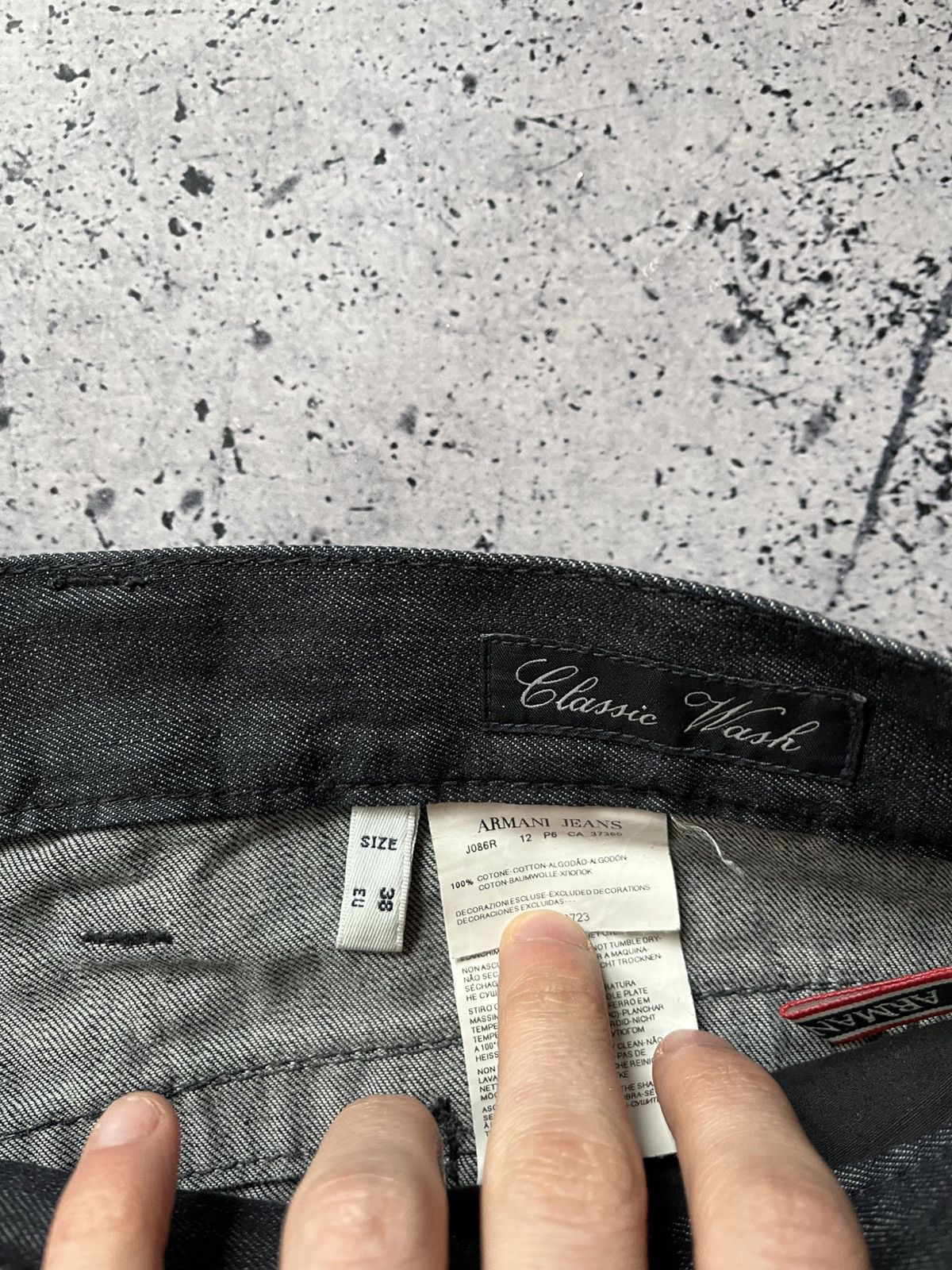 Giorgio Armani Vintage Black Giorgio Armani Metal Logo Denim Jeans Y2K USA Size US 38 / EU 54 - 10 Thumbnail