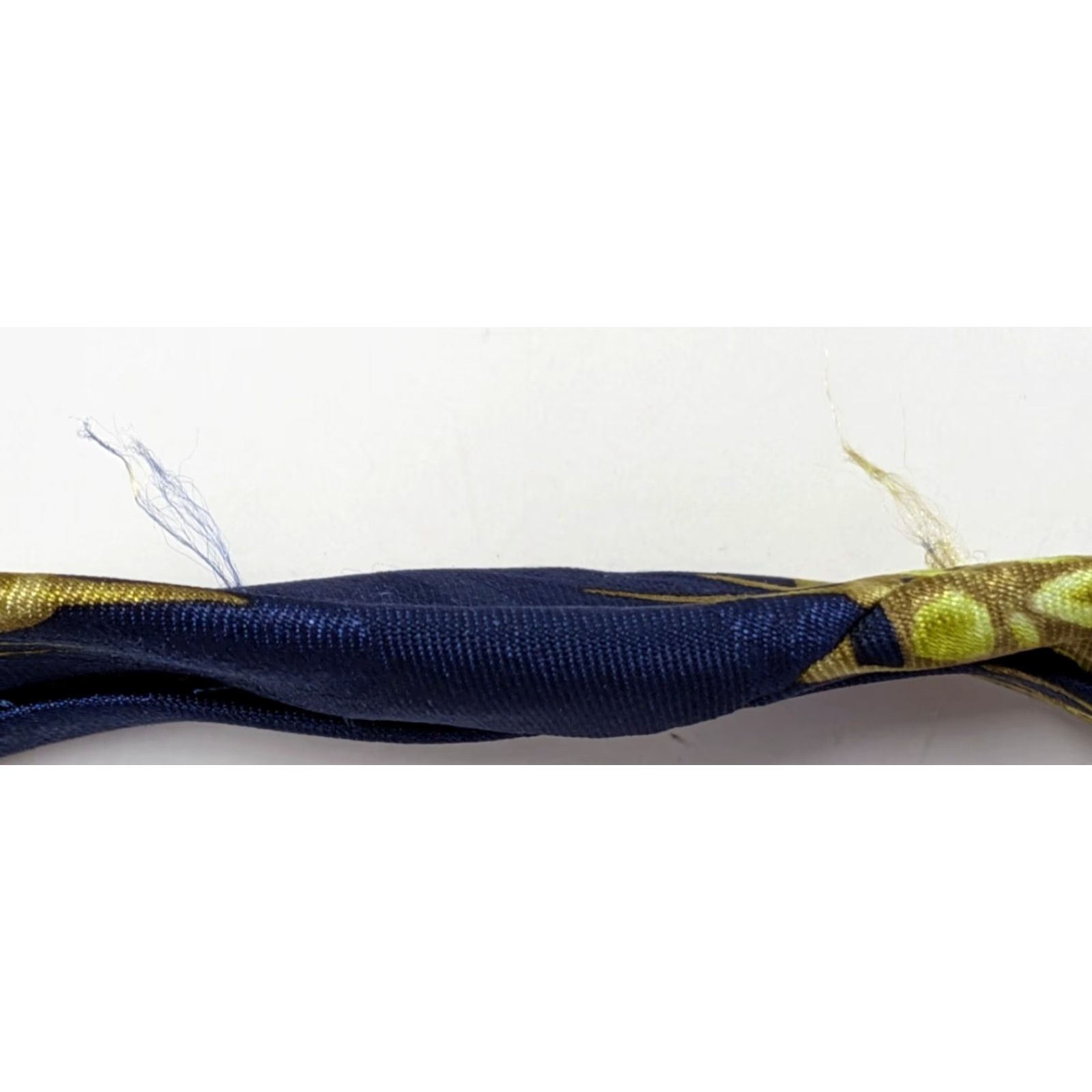 Vintage VINTAGE Steven Harris Crown of Thorns Cross Religious Polyester Mens Neck Tie Size ONE SIZE - 6 Thumbnail