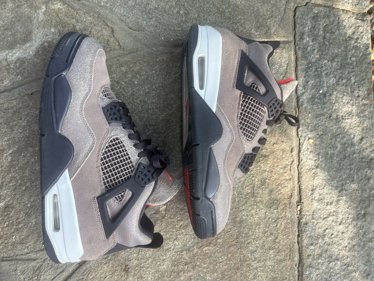 Jordan Brand Jordan 4 Retro Taupe Haze Size US 9.5 / EU 42-43 - 4 Thumbnail