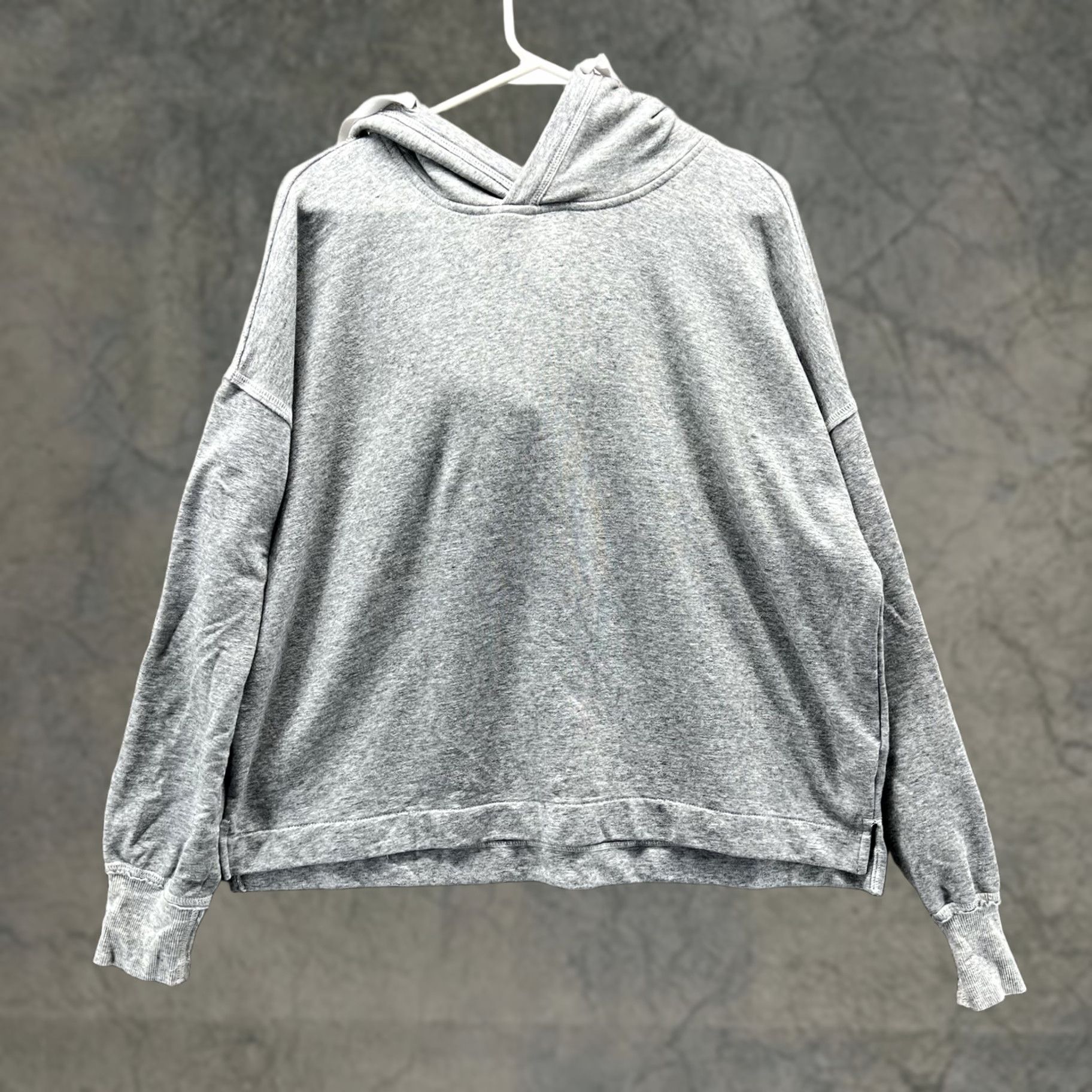 Abercrombie & Fitch VINTAGE Abercrombie & Fitch Hoodie Sweatshirt Mens XL Gray Pullover Hooded Drawstring Sweatshirt Size US XL / EU 56 / 4 - 1 Thumbnail