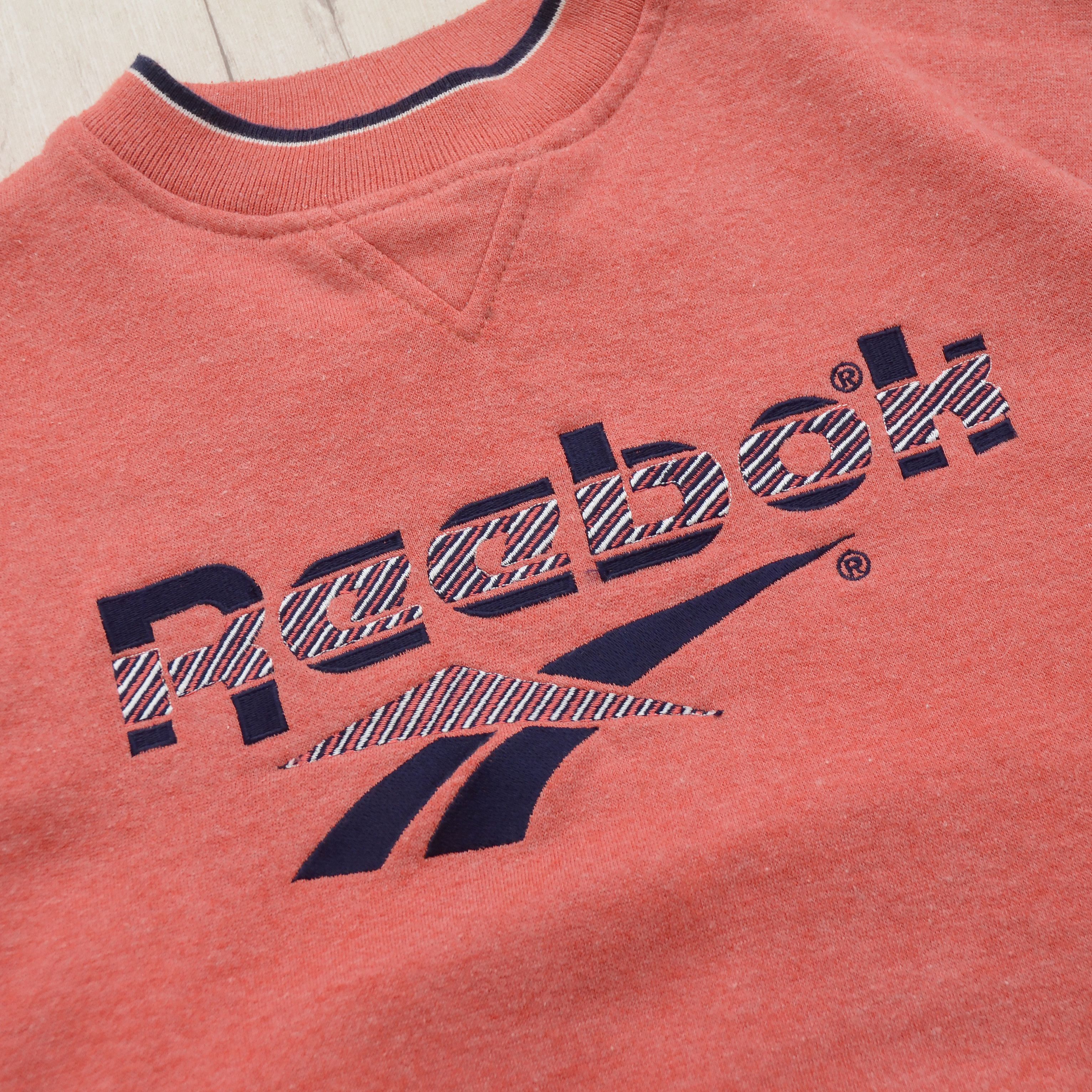 Reebok × Vintage Vintage 90s Reebok Sweatshirt Unisex Retro Big Logo Size US S / EU 44-46 / 1 - 4 Thumbnail