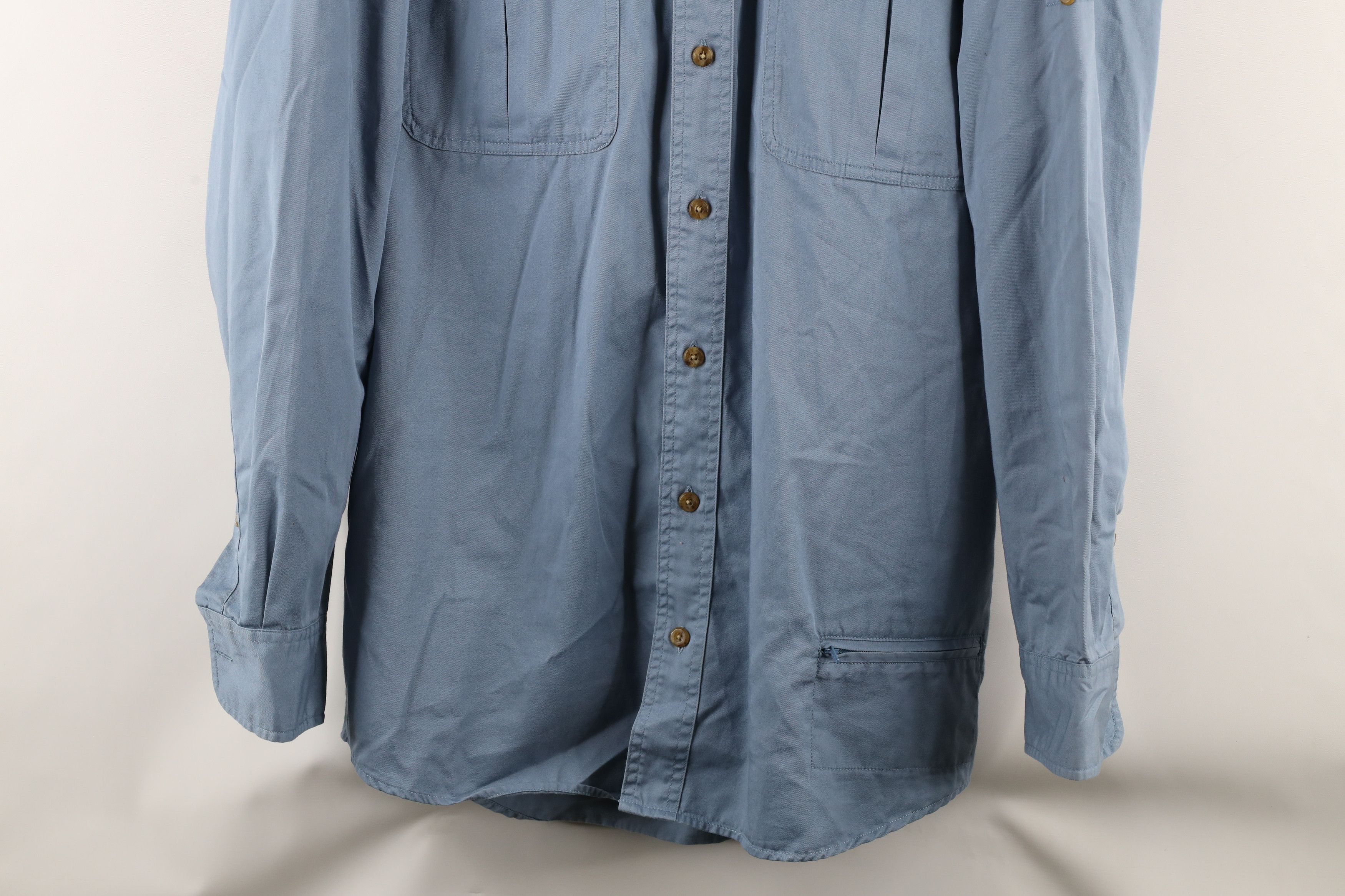 Cabelas × Vintage Vintage Cabelas Faded Safari Bush Collared Button Shirt Blue Size US M / EU 48-50 / 2 - 3 Thumbnail