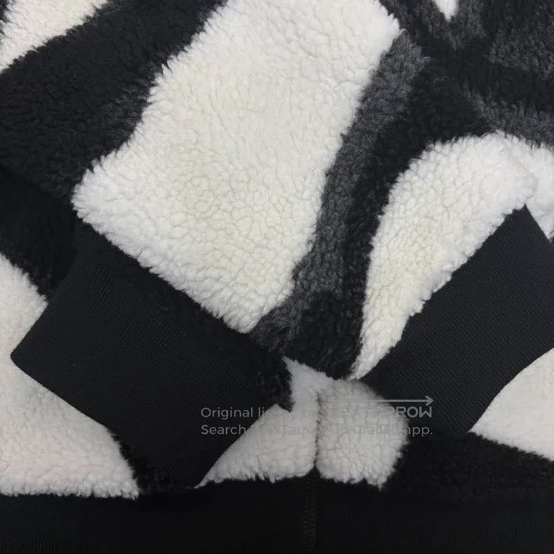 Louis Vuitton Louis Vuitton size 4l SS24 Ski Series Teddy Jacket Size US M / EU 48-50 / 2 - 5 Thumbnail