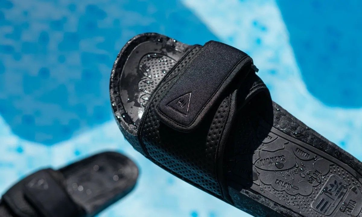 Adidas × Pharrell FX8056 ALL BLACK HUMAN RACE BOOST SLiDES SANDALS CHANCLETAS Size US 8 / IT 38 - 2 Thumbnail