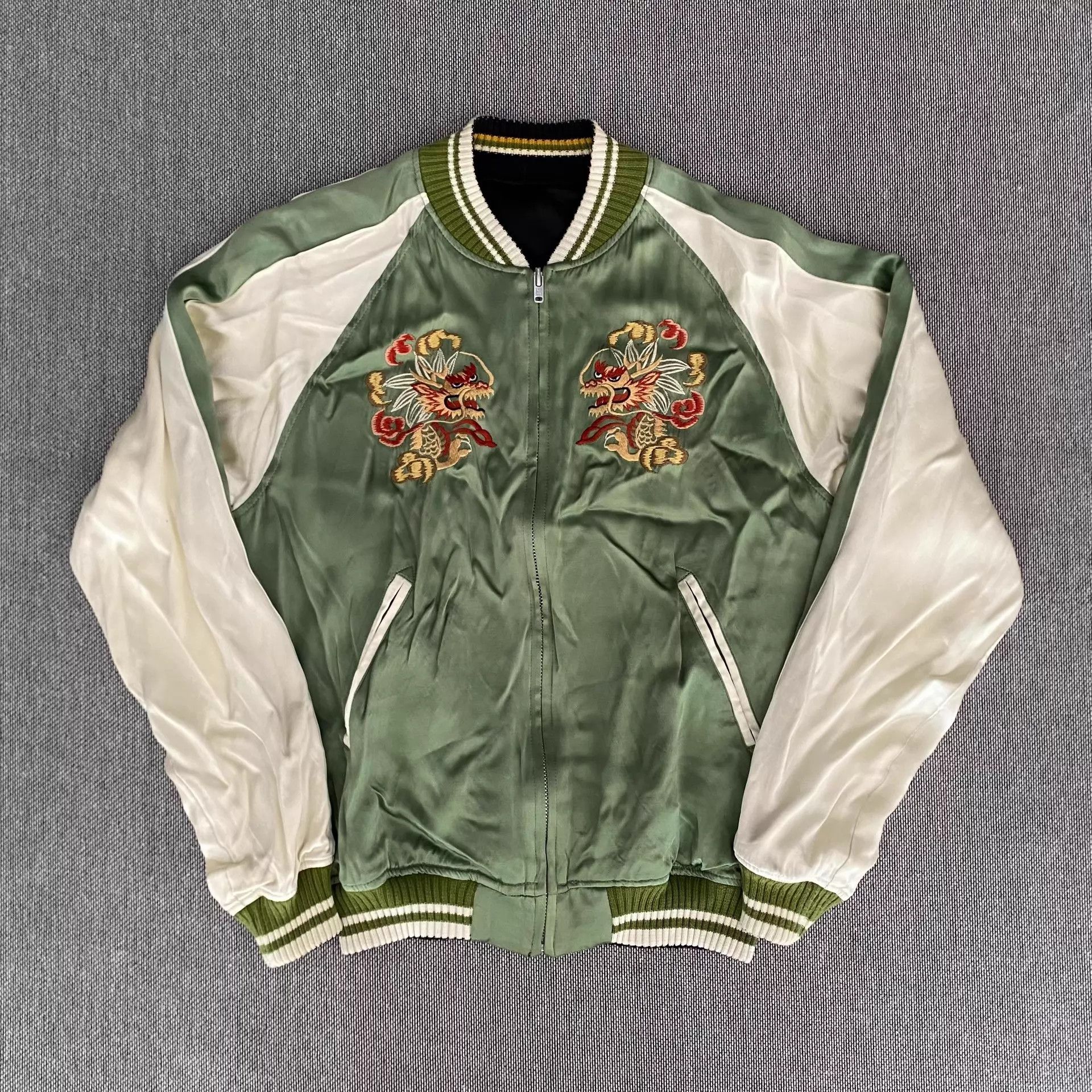 The Flat Head The Flat Head Sukajan Reversible Dragon Tiger Jacket Size US L / EU 52-54 / 3 - 1 Thumbnail