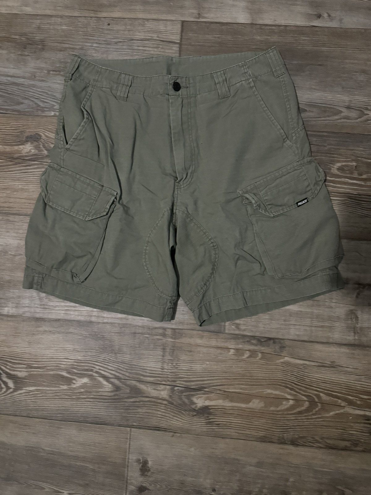 Palace Place RN Cargo Shorts | Grailed