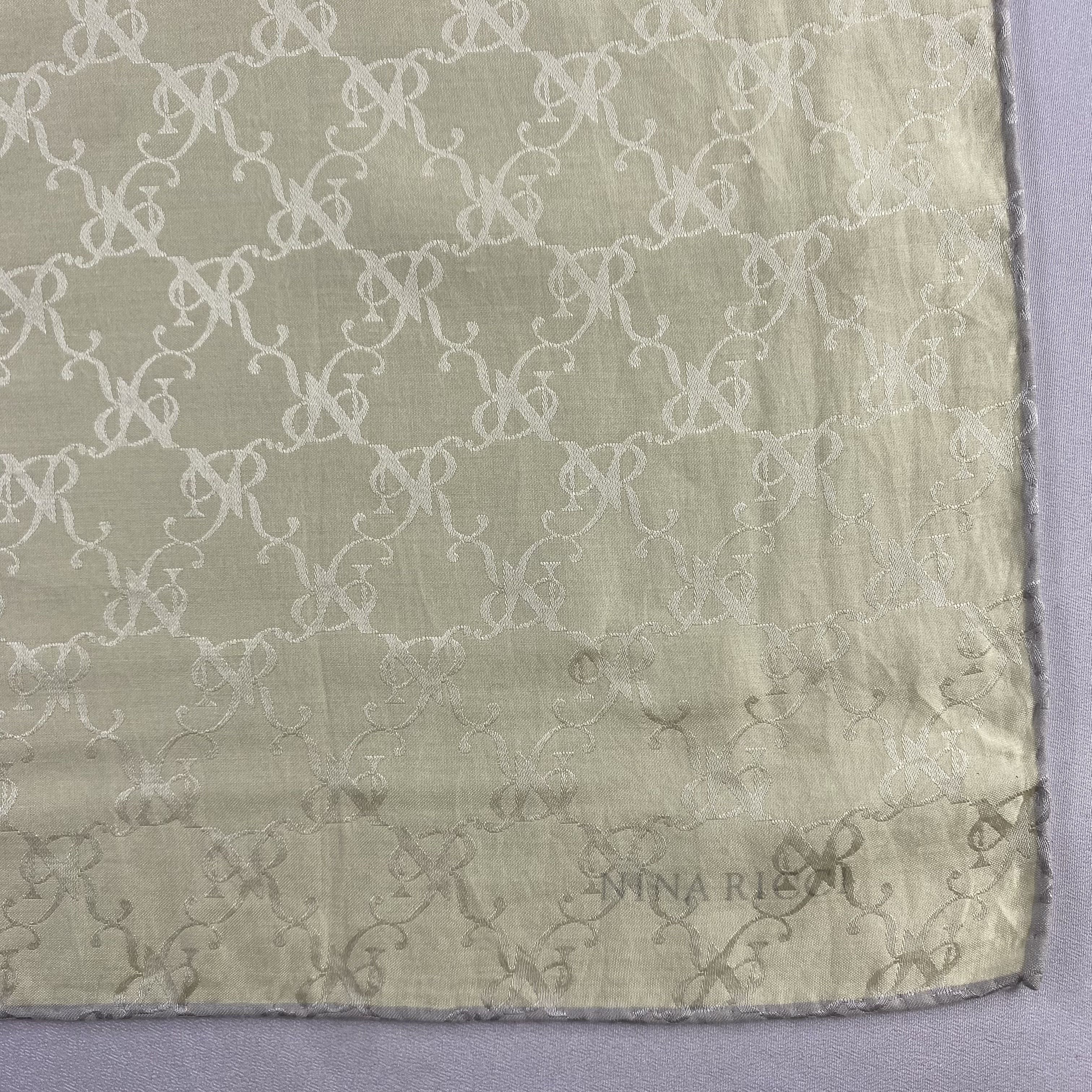 Nina Ricci × Vintage Nina Ricci Handkerchief / Neckerchief / Bandana-P583 Size ONE SIZE - 3 Thumbnail