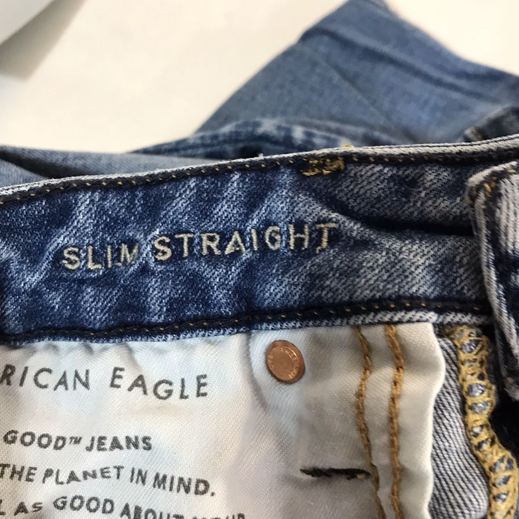 American Eagle Outfitters American Eagle Outfitters Slim Straight Jeans Mens 32x30 Blue Light Wash 5-Pocket Stains Size US 32 / EU 48 - 4 Thumbnail