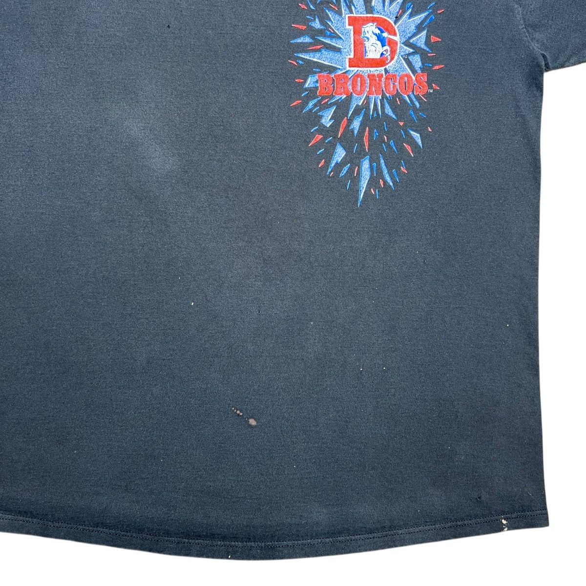 NFL × Vintage 90s NFL Denver Broncos Shattered Glass Mendez Sportswear Tee Size US XL / EU 56 / 4 - 13 Thumbnail