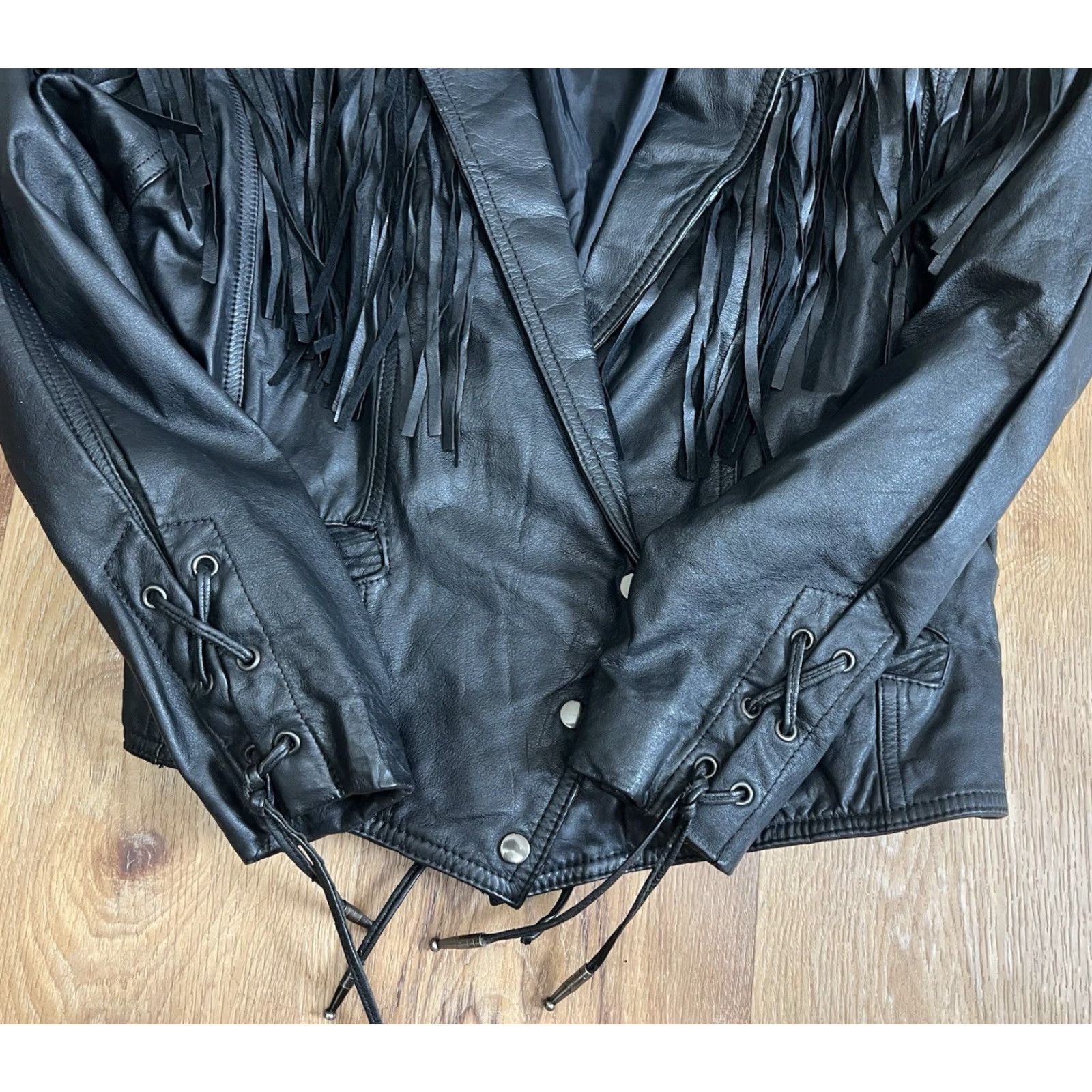 Ben Sherman VINTAGE Bermans Leather Jacket Woman Motorcycle Fringe Lace Up Back Cuffs M Cropped Black Size M / US 6-8 / IT 42-44 - 5 Thumbnail