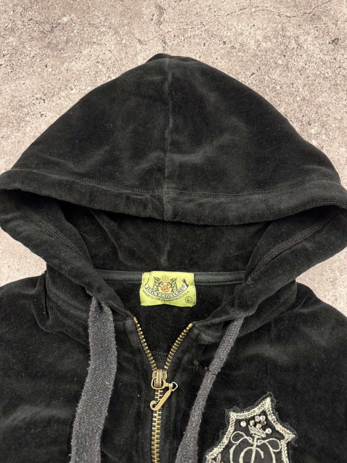 Japanese Brand 🖤00’s Juicy Couture Velour Zip Hoodie Vintage Y2K Size L / US 10 / IT 46 - 4 Thumbnail