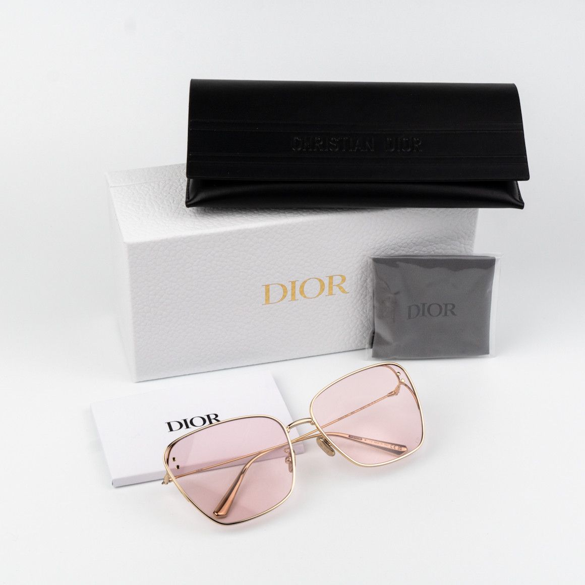 Dior Dior MISSDIOR B2U Women Sunglasses CD40095U 10Y BRAND NEW Size ONE SIZE - 14 Thumbnail