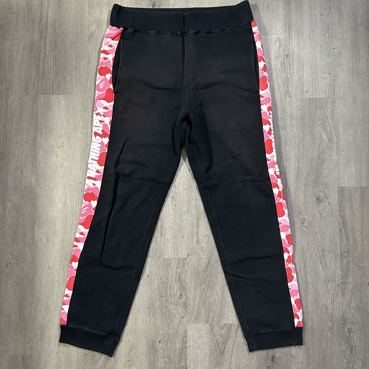 Bape BAPE Sweatpants Size US 34 / EU 50 - 1 Thumbnail