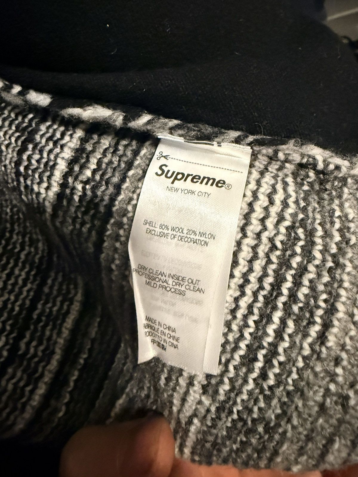 Supreme Supreme Beaded Zip Up Hooded Sweater Size US L / EU 52-54 / 3 - 6 Thumbnail