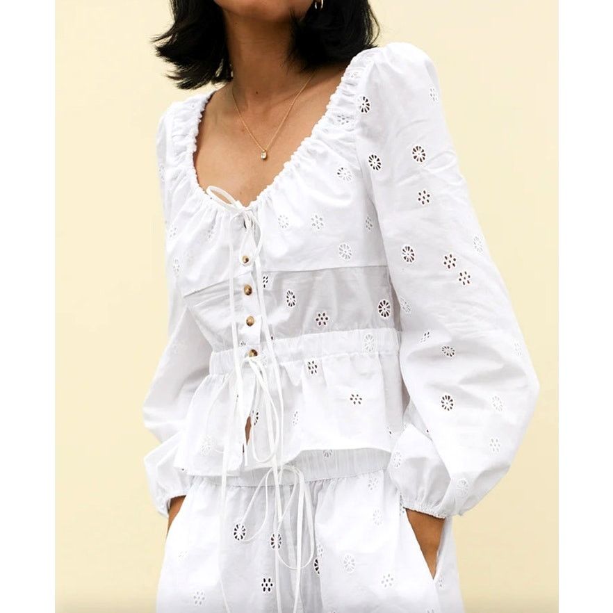 Ciao Lucia Ciao Lucia Olympia Eyelet Cut Out Detailed Top White size XS Size XS / US 0-2 / IT 36-38 - 3 Thumbnail