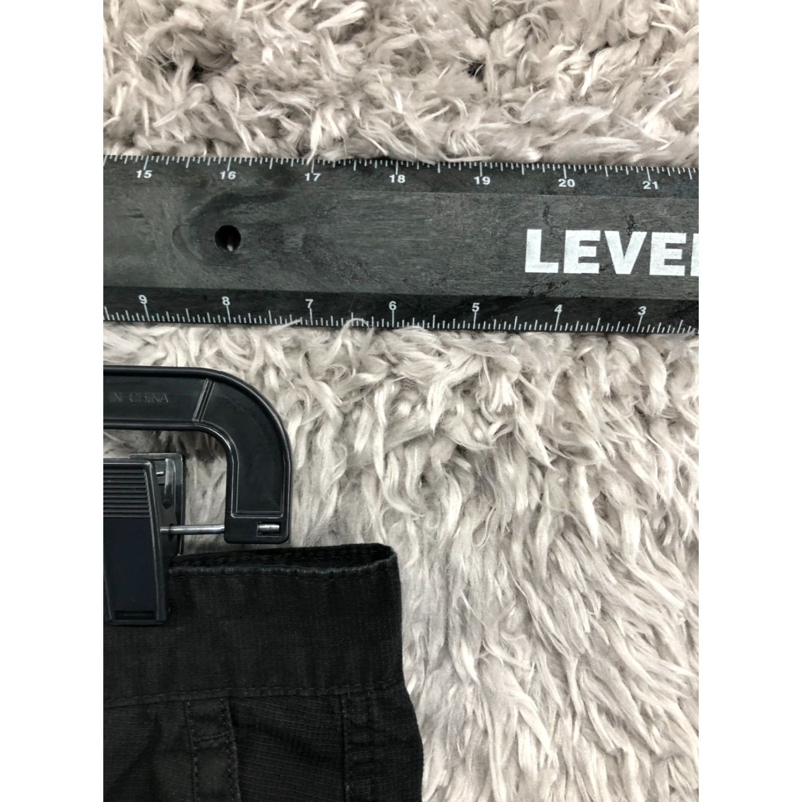 Chaps Chaps Cargo Shorts Mens 36 Mid Cargo Shorts Black Dark Wash 5-Pocket Regular Cotton Blend Belt Loops Logo Front Flat Front Zip Vintage No N/A? Size US 36 / EU 52 - 2 Thumbnail