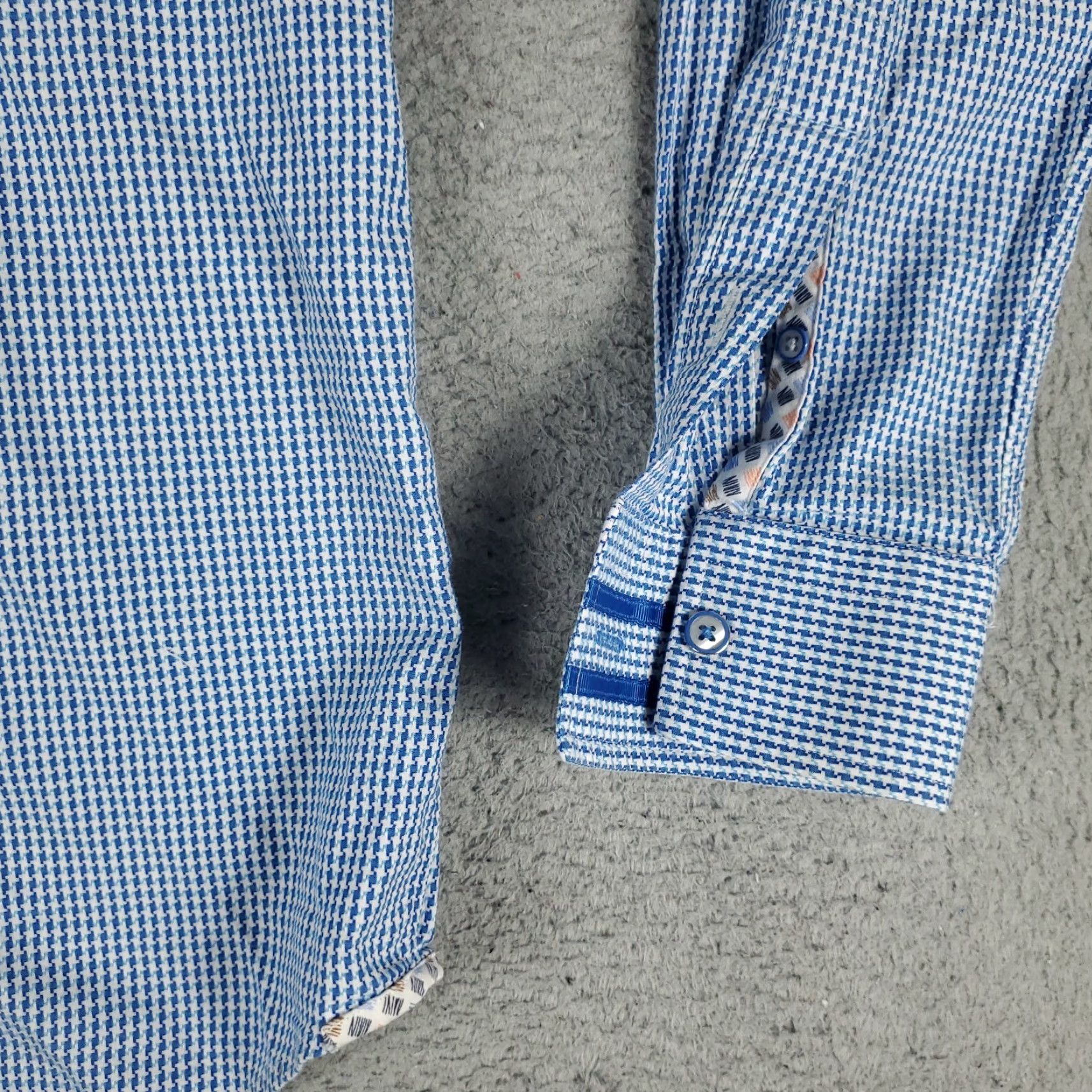 Robert Graham VINTAGE Robert Graham Shirt Mens Medium Blue Casual Long Sleeve Button Up CottonâAll Seasons Size US M / EU 48-50 / 2 - 4 Thumbnail