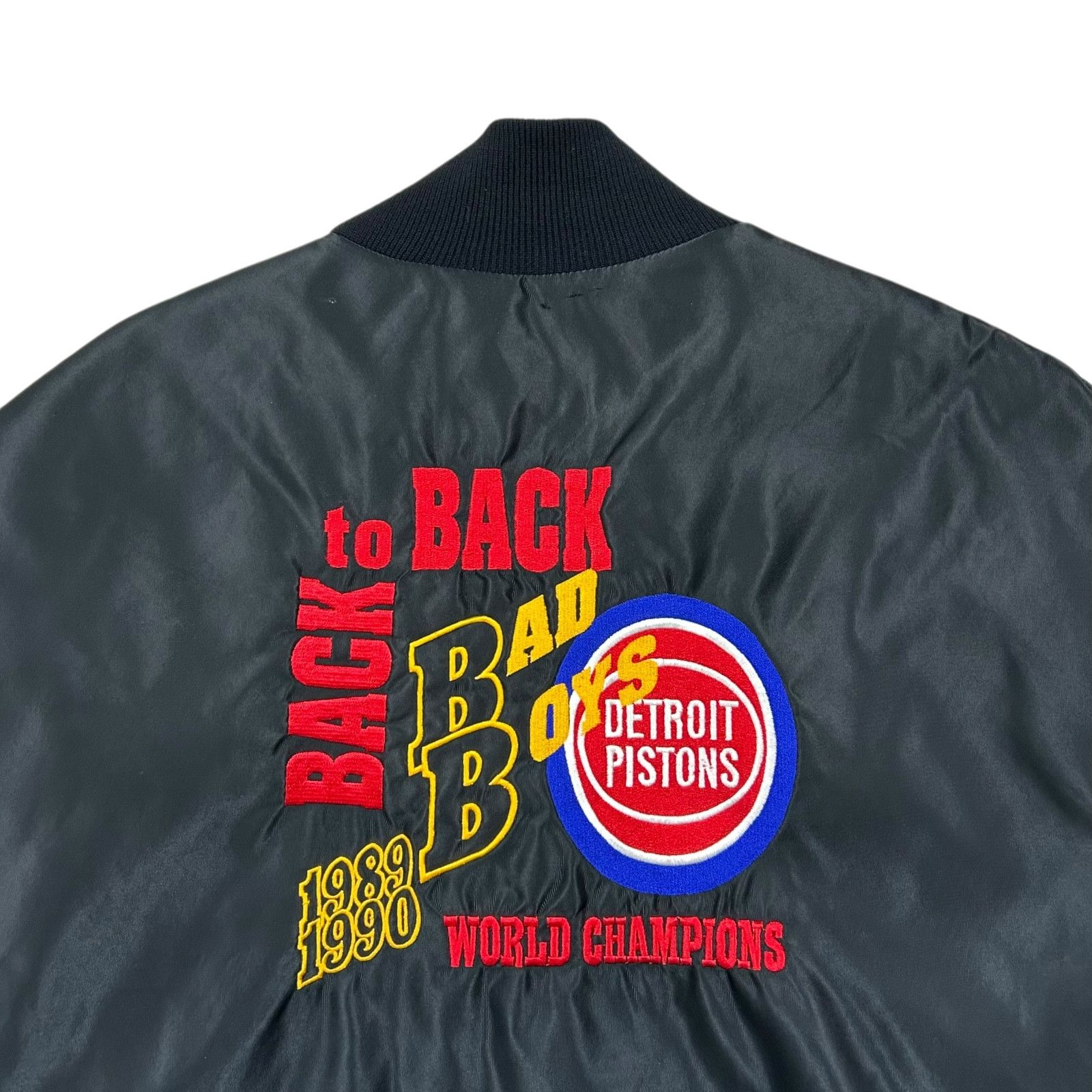 NBA VTG NBA DETROIT PISTONS DELONG SATIN JACKET 1989 1990 Size US L / EU 52-54 / 3 - 3 Thumbnail