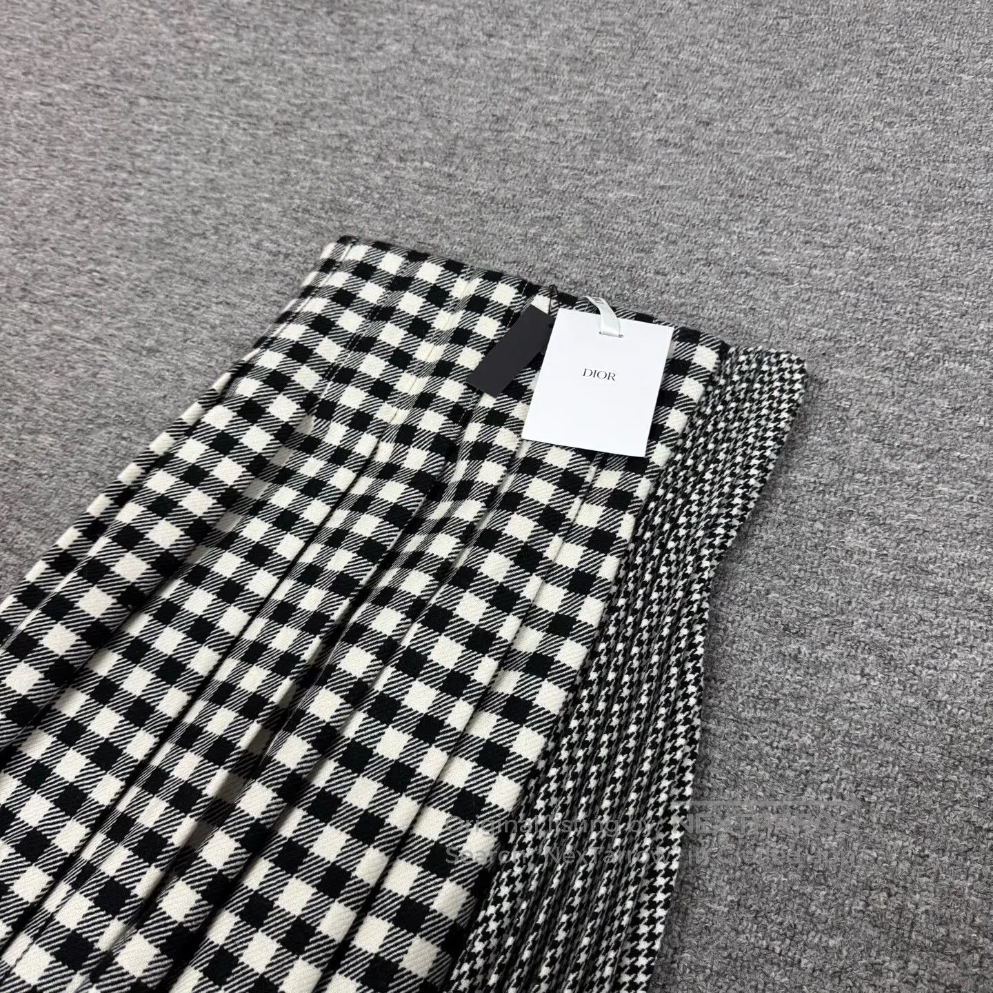 Dior Dior SIZE 36 Black and white checkered patchwork Medium-len Size 26" / US 2 / IT 38 - 3 Thumbnail