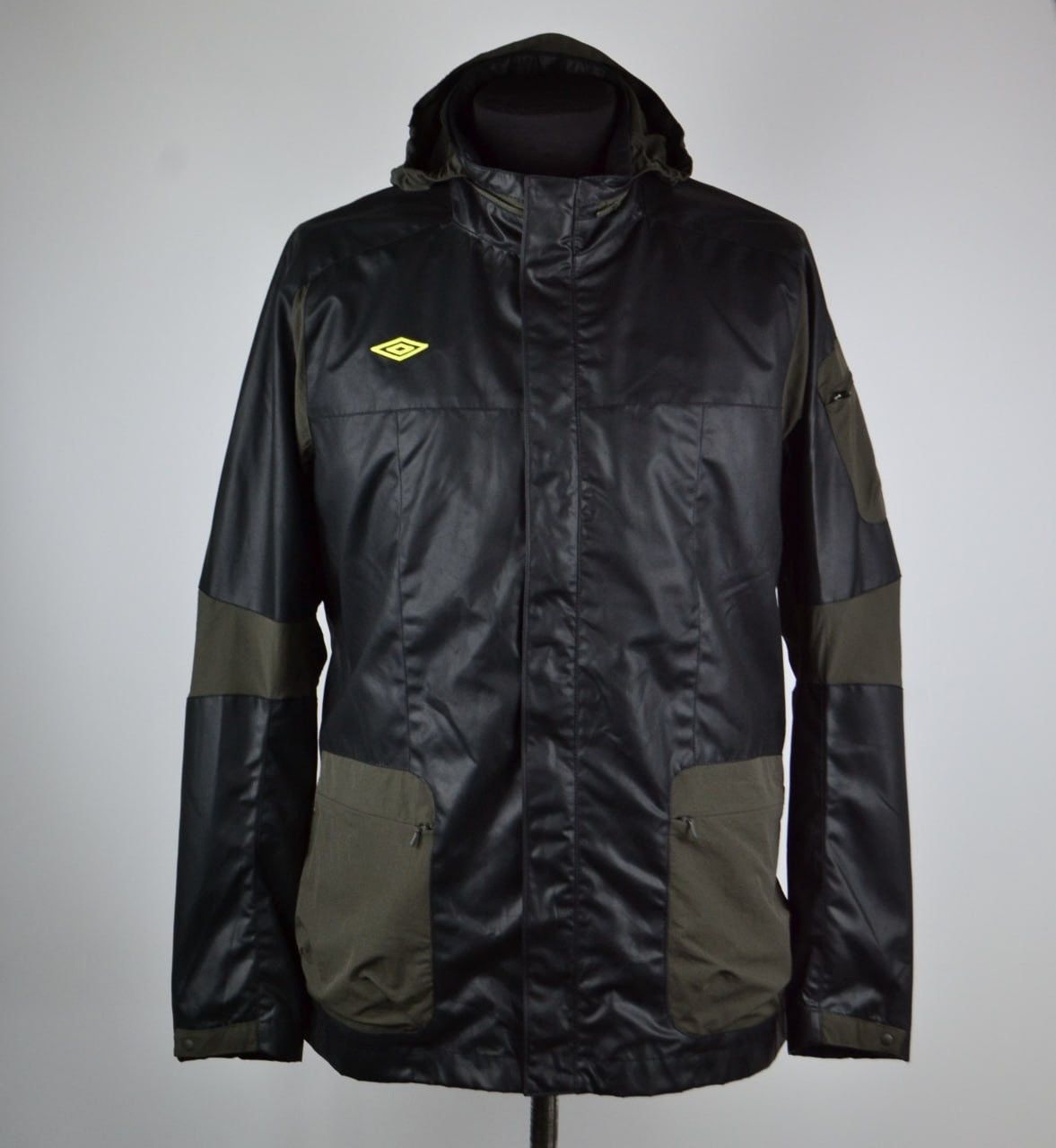 Umbro Tailored By Umbro Jacket Windbreaker Rain Hooded Size US L / EU 52-54 / 3 - 3 Thumbnail