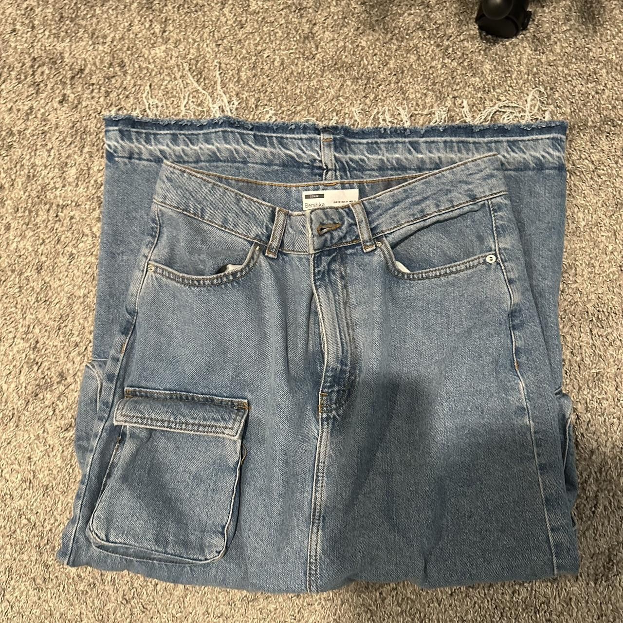Bershka Bershka Cargo Denim Skirt Size 27" / US 4 / IT 40 - 1 Thumbnail