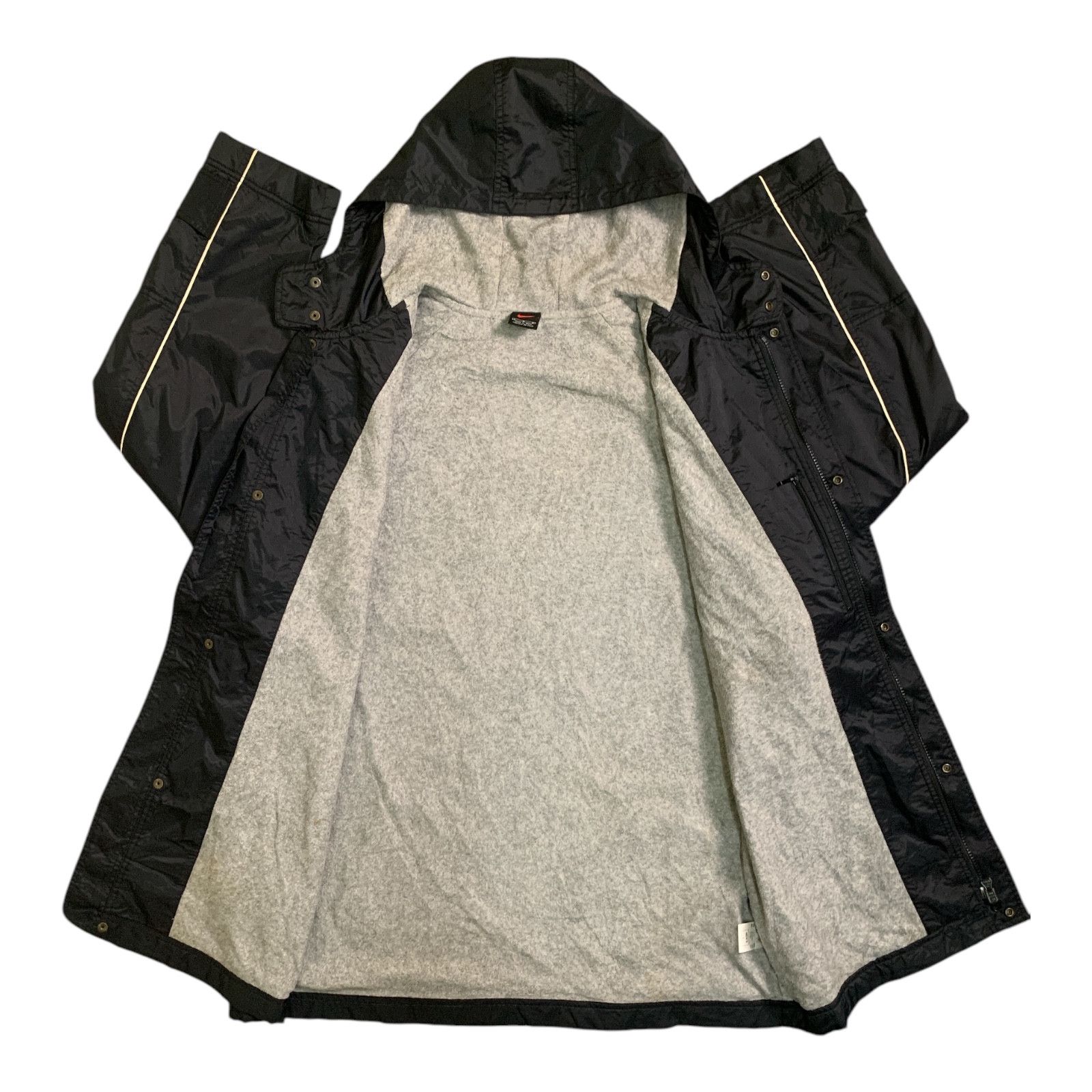 Nike × Vintage Rare Design Vintage Nike Swoosh Small Logo Jackets Size US L / EU 52-54 / 3 - 3 Thumbnail