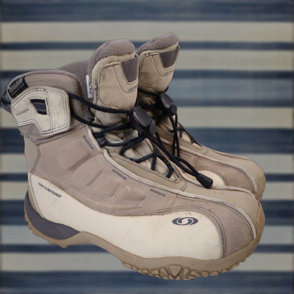Salomon VINTAGE Salomon Quest Winter Boots Cream Womens 8.5 Shoe Size 8.5 Boots Snow Warm Waterproof 90s Mens? Size US 9 / IT 39 - 1 Thumbnail