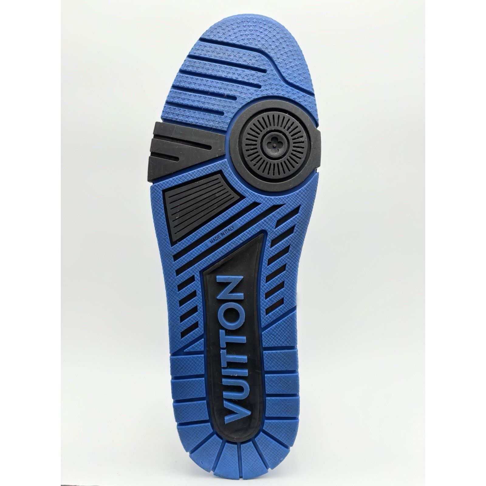 Louis Vuitton 12-12.5 US Louis Vuitton Trainer ' Black Blue ' | GREAT COND Size US 12 / EU 45 - 7 Thumbnail